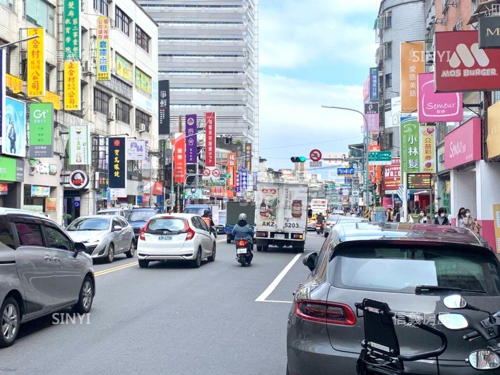 捷運大坪林機械平面車位房屋室內格局與周邊環境