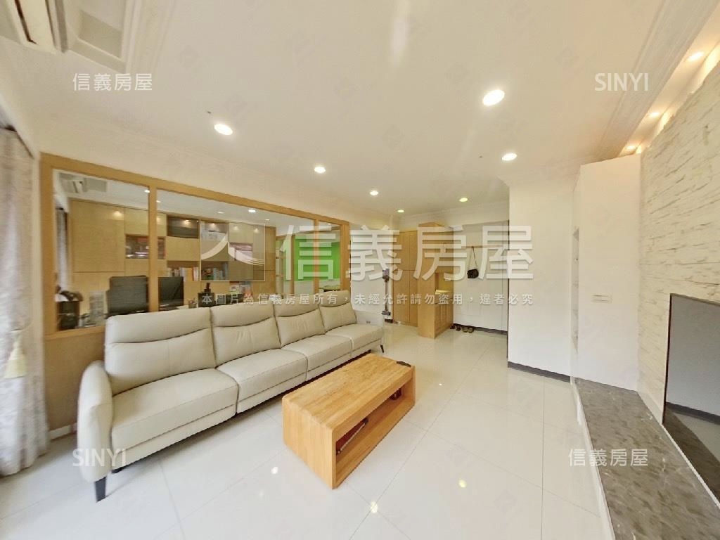 鎏金溫馨高樓三房房屋室內格局與周邊環境