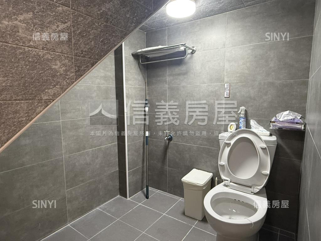 海安路整新美透天房屋室內格局與周邊環境