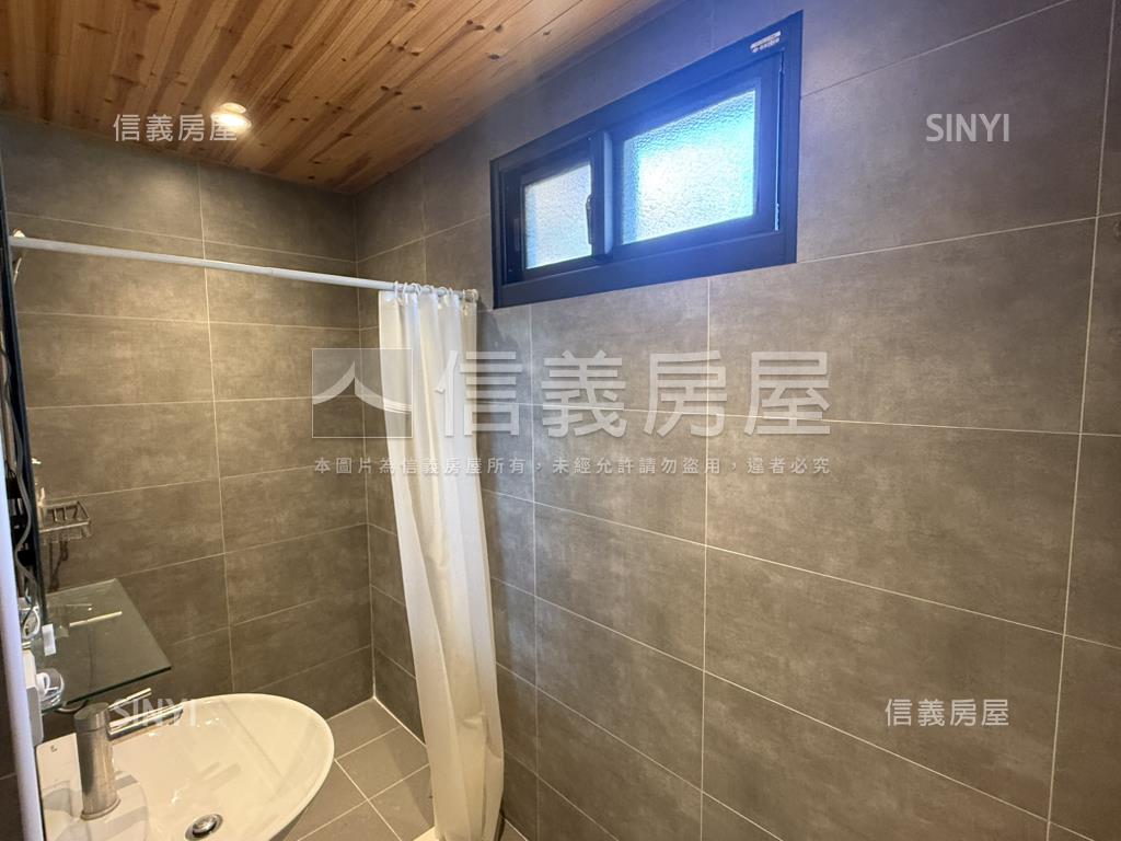 海安路整新美透天房屋室內格局與周邊環境