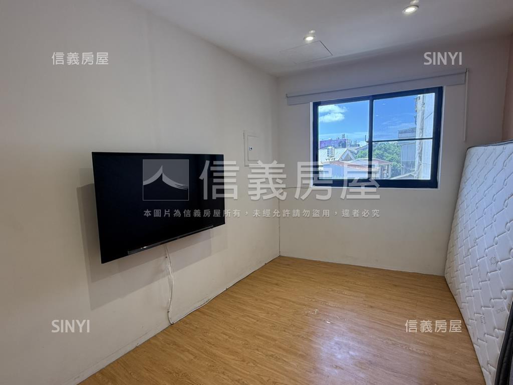 海安路整新美透天房屋室內格局與周邊環境