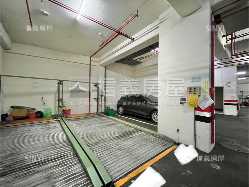 南屯捷運站旁正三房附車位房屋室內格局與周邊環境
