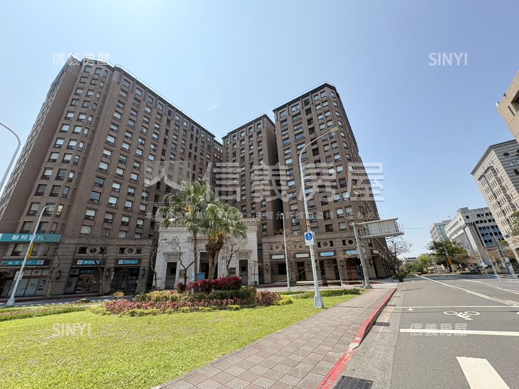 內湖指標高樓２房車位房屋室內格局與周邊環境