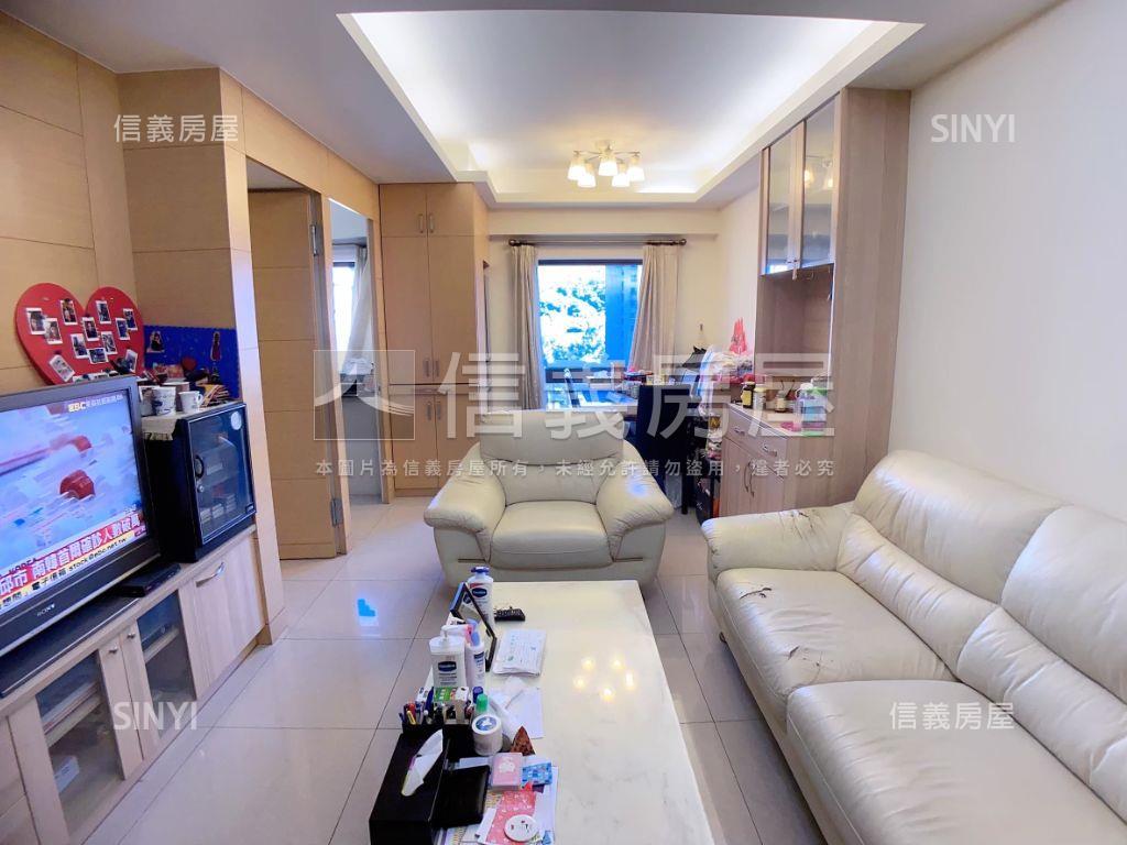 內湖指標高樓２房車位房屋室內格局與周邊環境