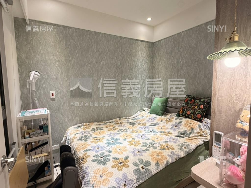 前金捷運站新穎精品兩房房屋室內格局與周邊環境