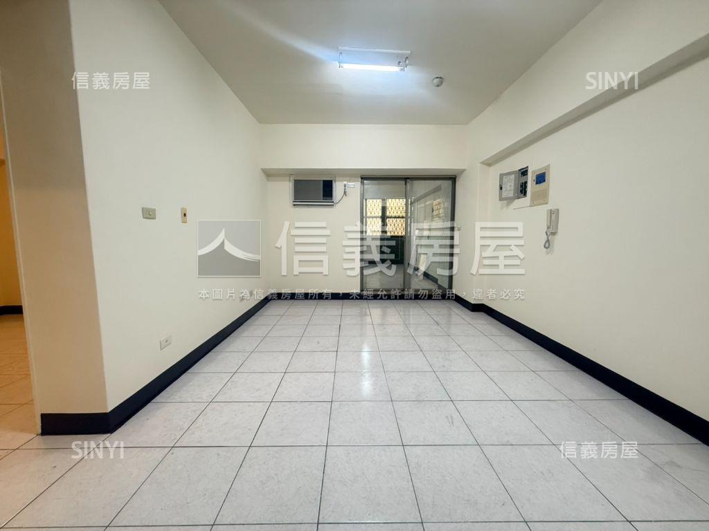 郵政總局旁採光佳兩房平車房屋室內格局與周邊環境