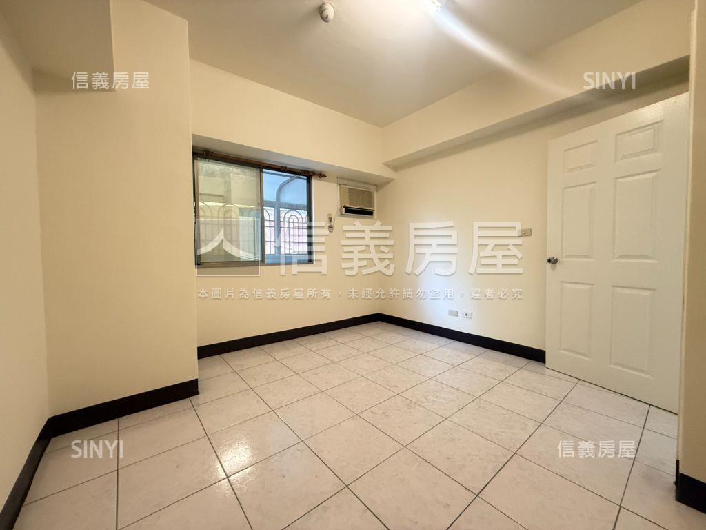 郵政總局旁採光佳兩房平車房屋室內格局與周邊環境