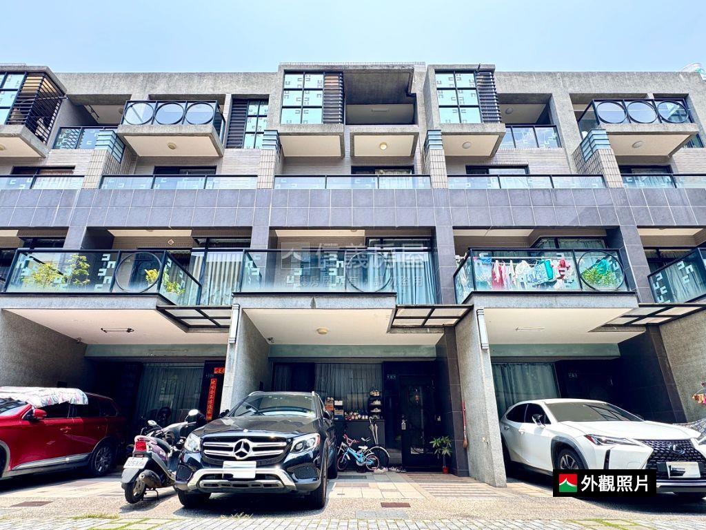 近榮總高鐵約５米面寬車墅房屋室內格局與周邊環境