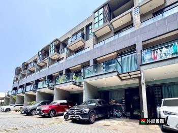 近榮總高鐵約５米面寬車墅