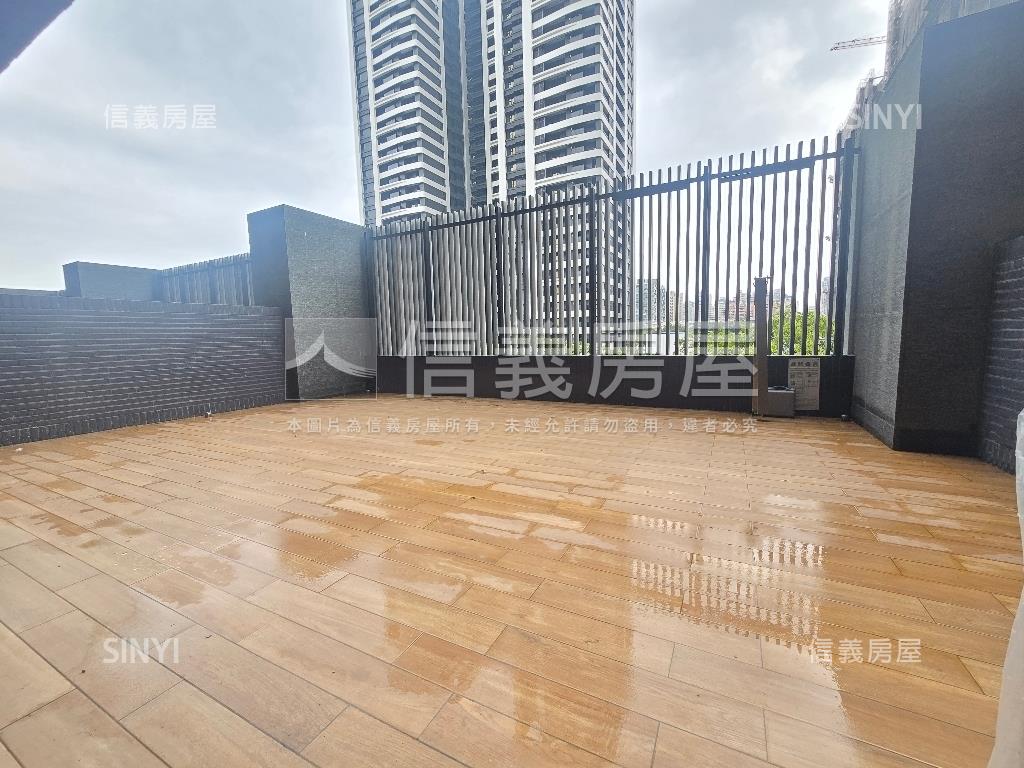 愛琴海大露臺２房平車房屋室內格局與周邊環境