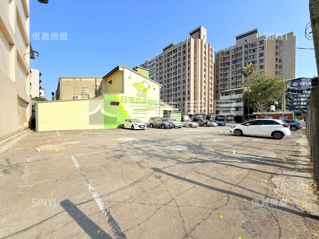 面文修公園住二大角地房屋室內格局與周邊環境