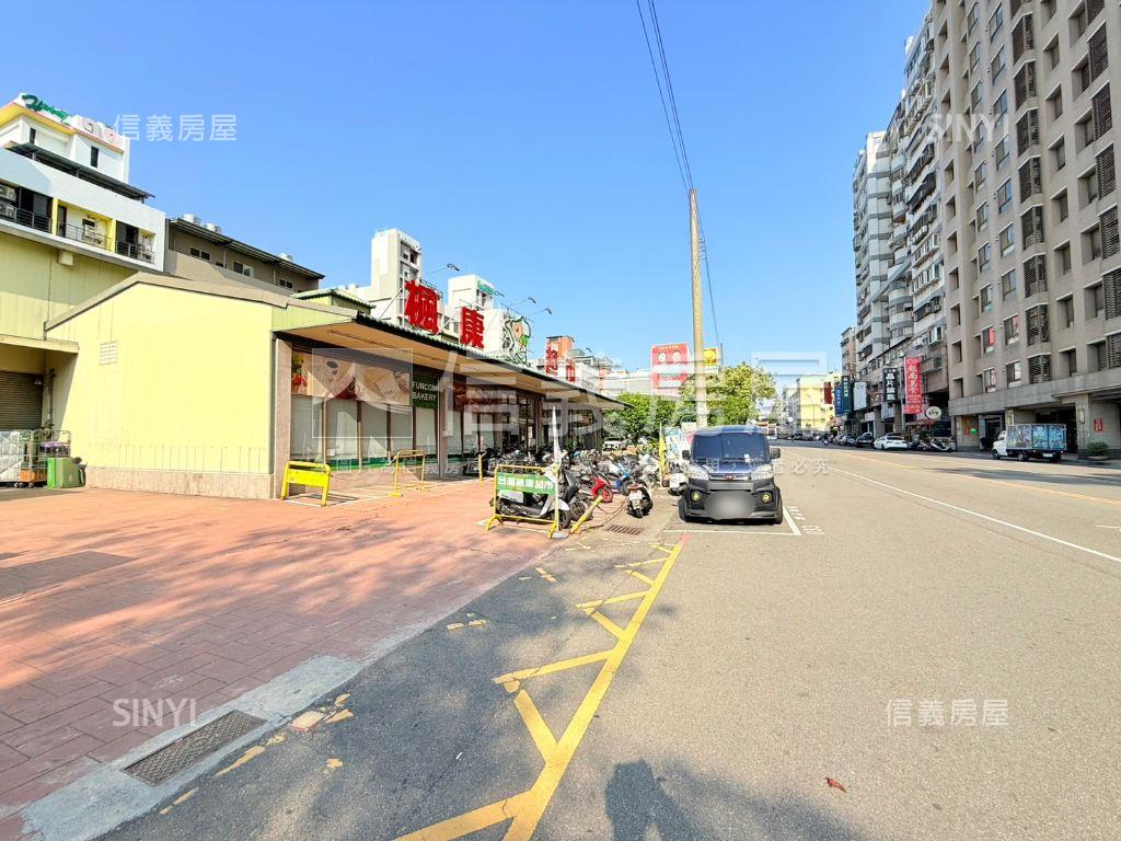 面文修公園住二大角地房屋室內格局與周邊環境