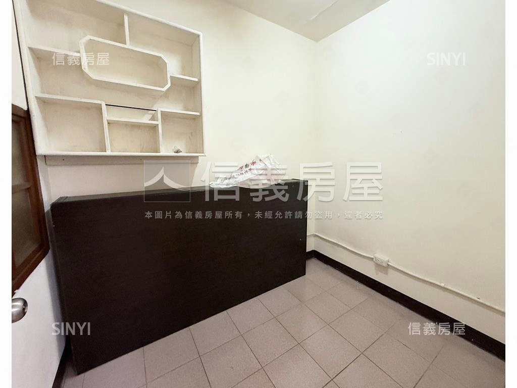 近中壢高中低總價三樓美寓房屋室內格局與周邊環境
