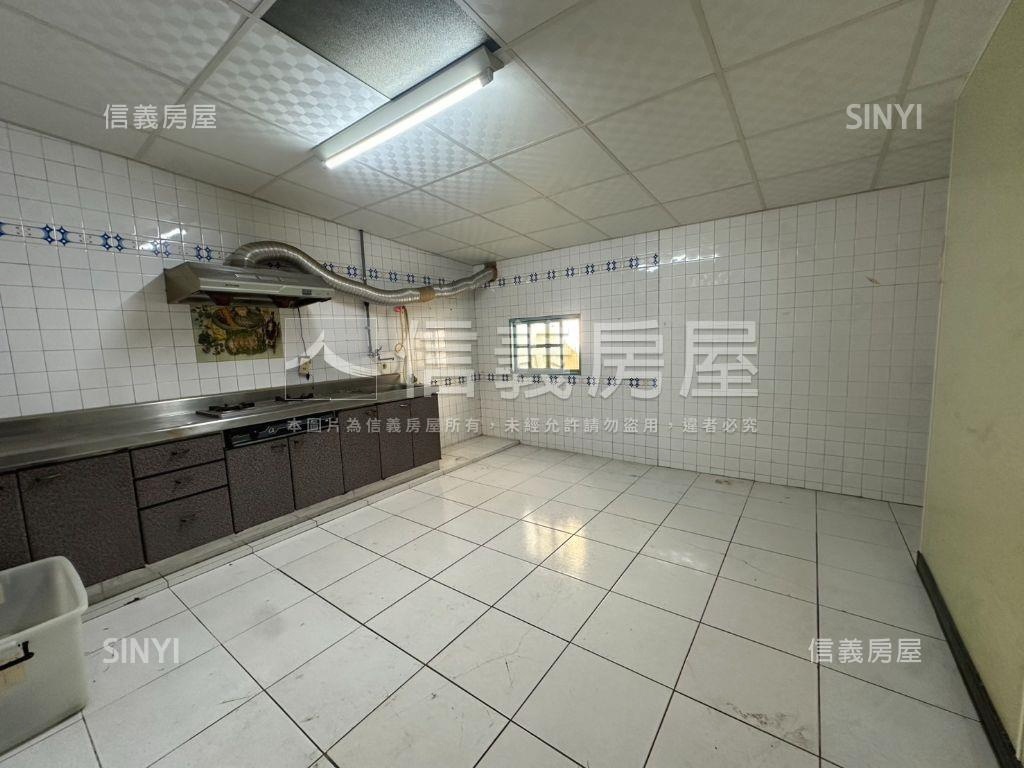 近九份子大面寬透天房屋室內格局與周邊環境