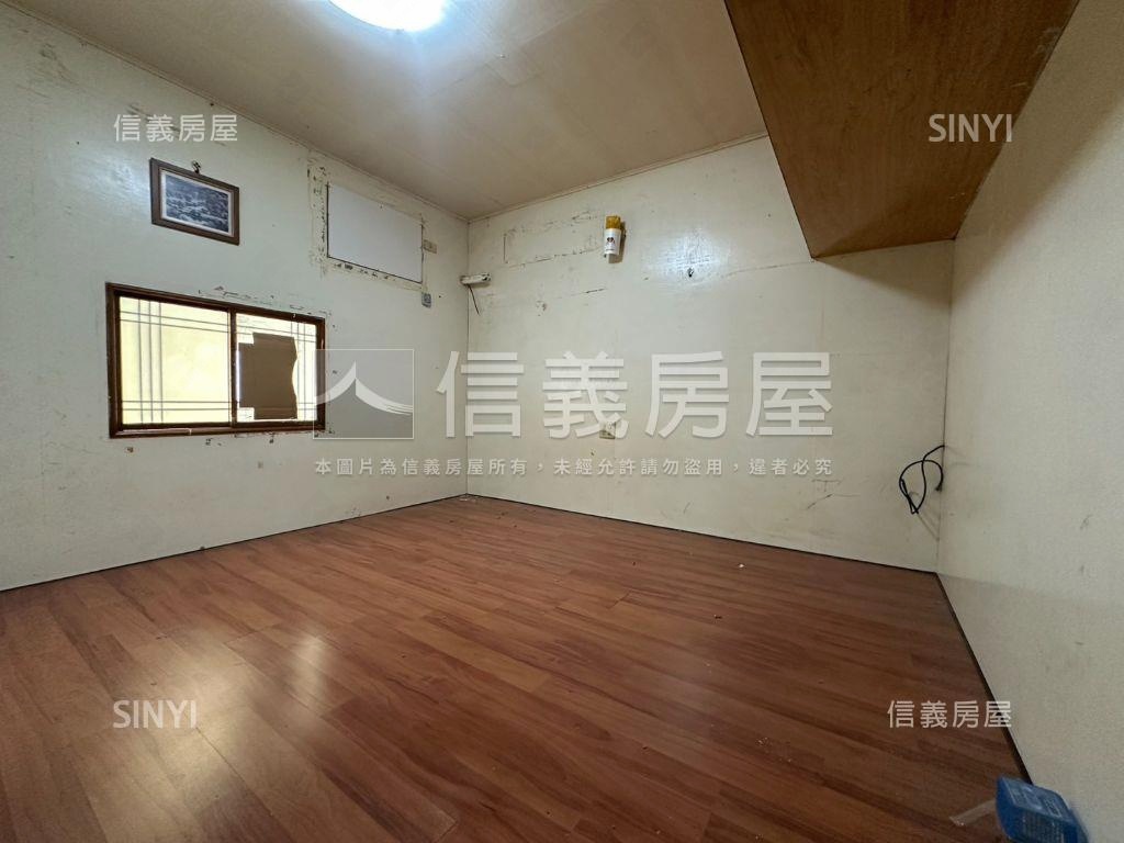 近九份子大面寬透天房屋室內格局與周邊環境