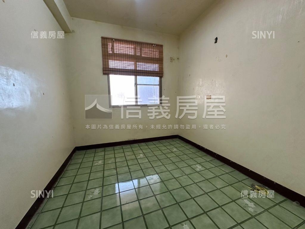 近九份子大面寬透天房屋室內格局與周邊環境