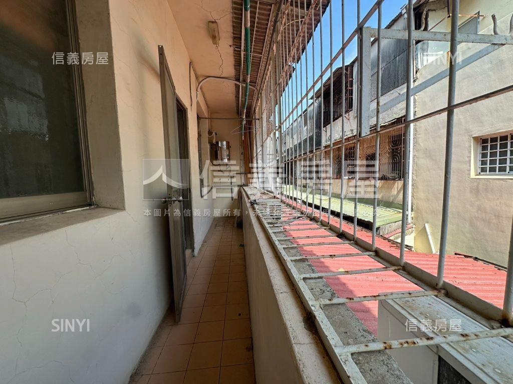 近九份子大面寬透天房屋室內格局與周邊環境