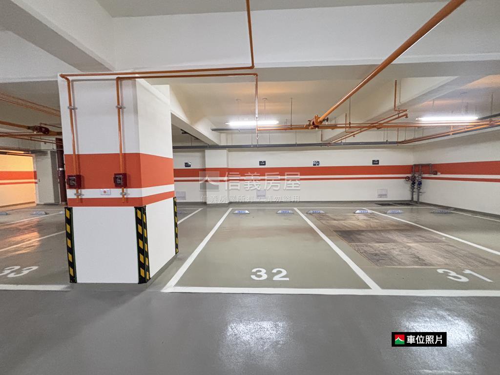 東區松之苑三房平車房屋室內格局與周邊環境