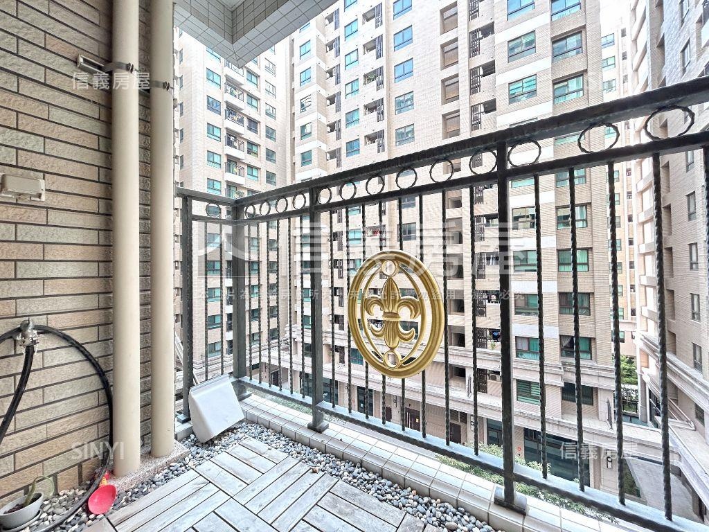 微笑城市智慧精裝潢房屋室內格局與周邊環境