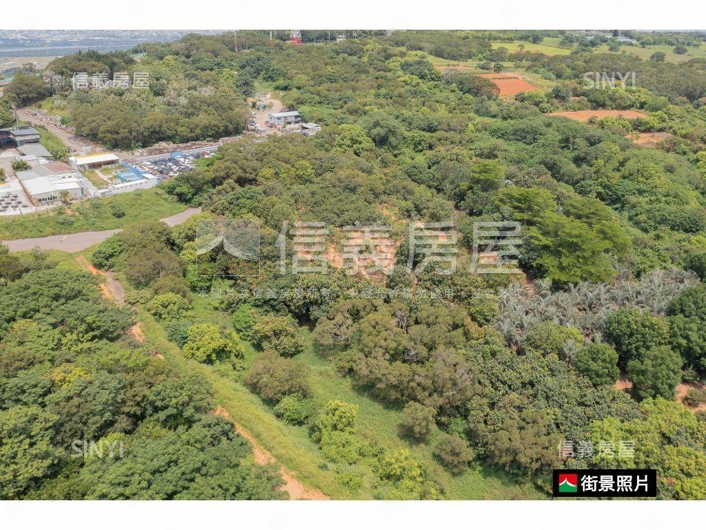 台中精科旁約２０６１坪地房屋室內格局與周邊環境
