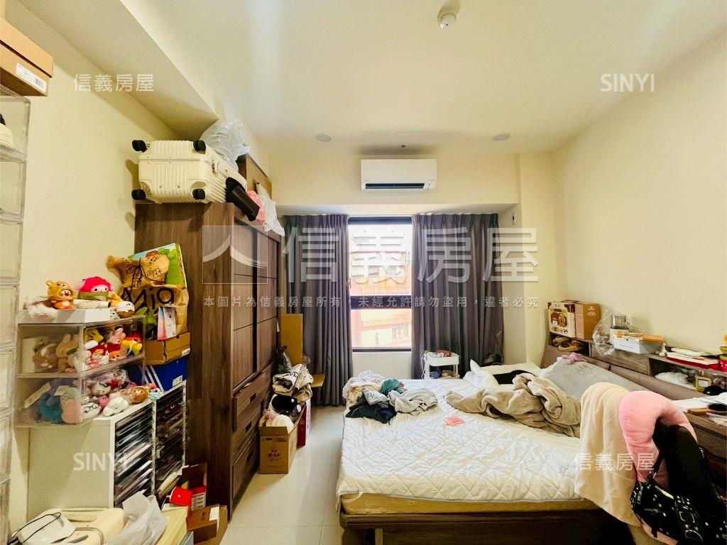 建工高醫商圈讚的四房平車房屋室內格局與周邊環境