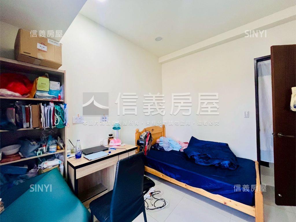 建工高醫商圈讚的四房平車房屋室內格局與周邊環境