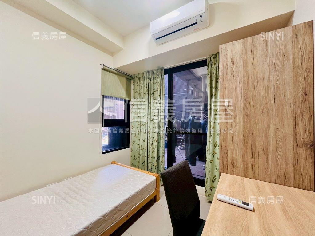 建工高醫商圈讚的四房平車房屋室內格局與周邊環境