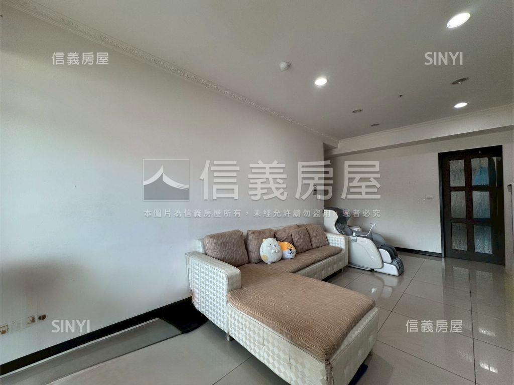 稀少釋出外棟御美學美三房房屋室內格局與周邊環境