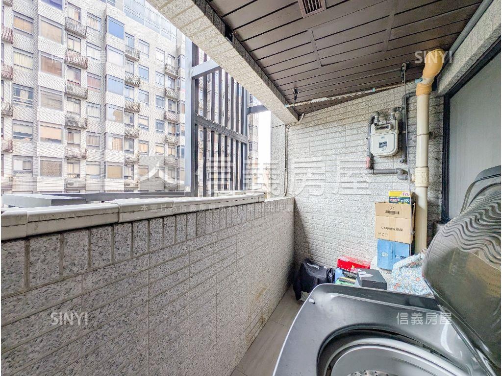 御品行館２房２衛浴房屋室內格局與周邊環境