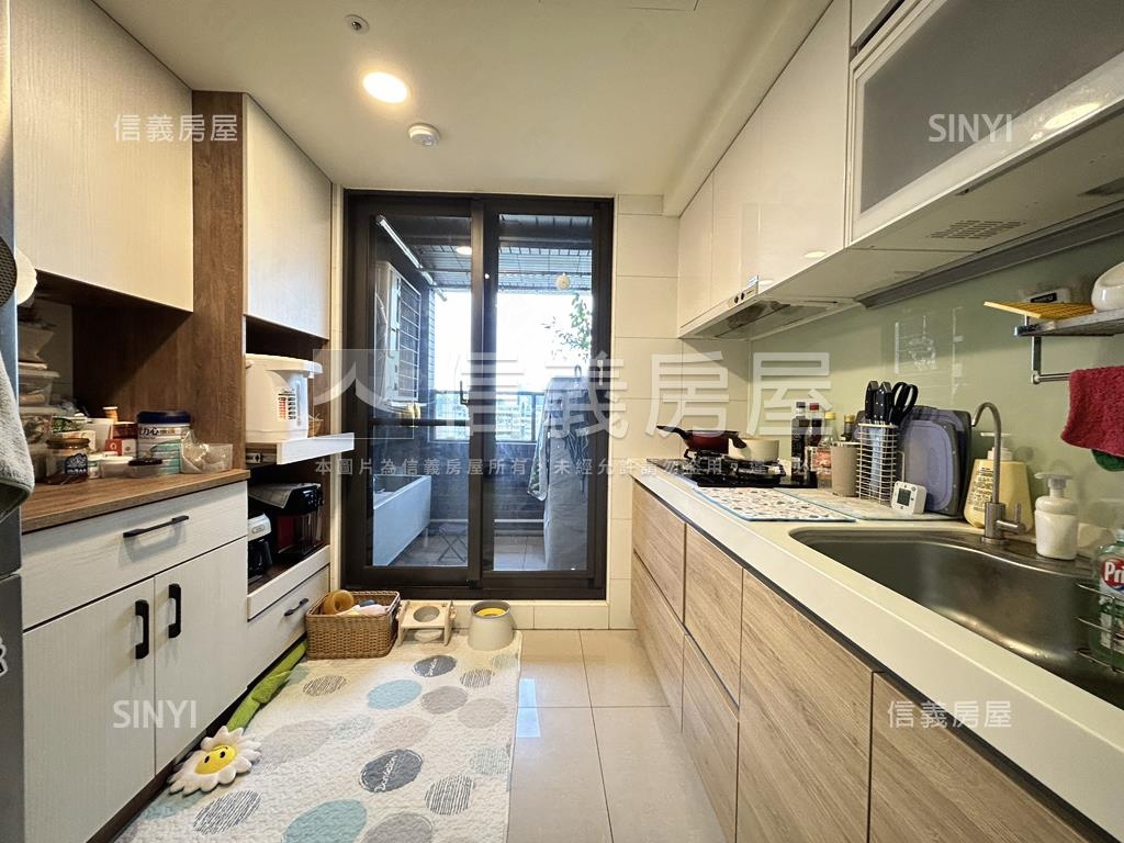 新潤青峰稀有景觀戶房屋室內格局與周邊環境