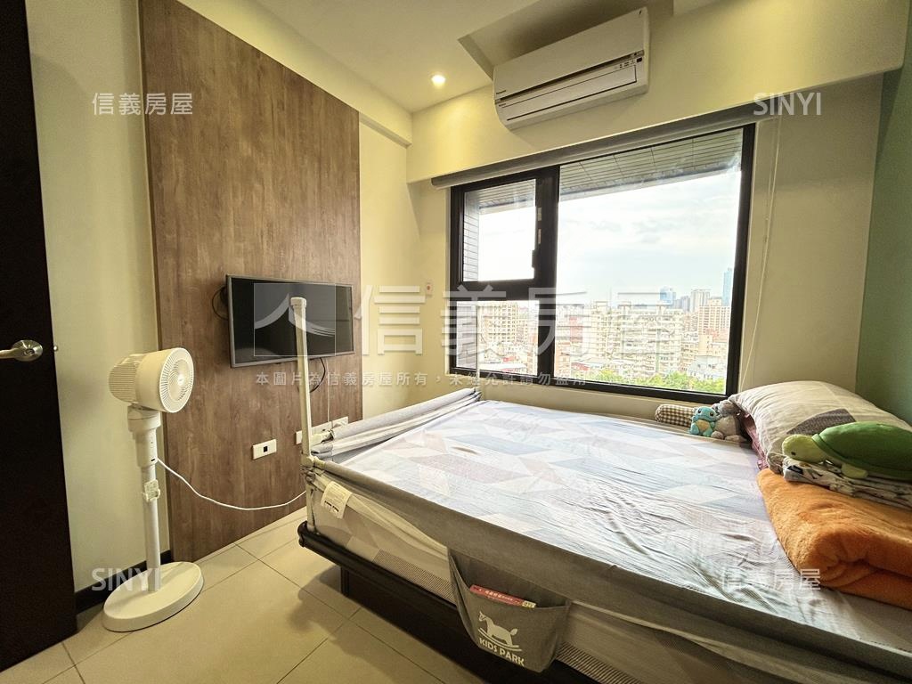 新潤青峰稀有景觀戶房屋室內格局與周邊環境