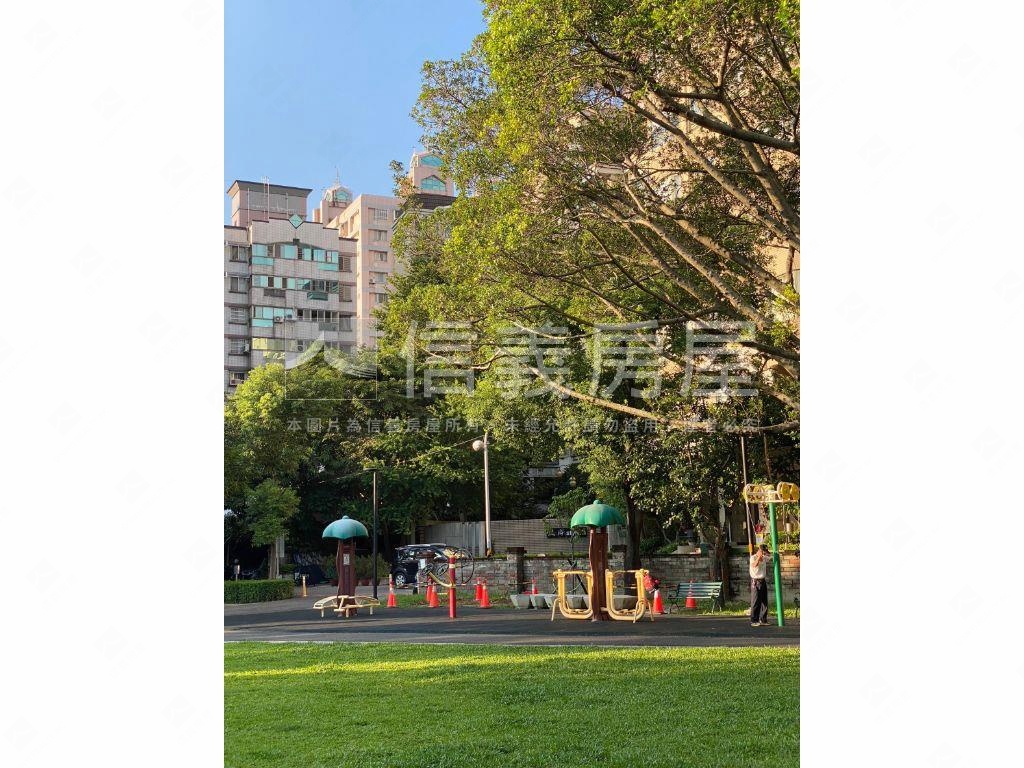 森活ＳＭＡＲＴ三房車位房屋室內格局與周邊環境