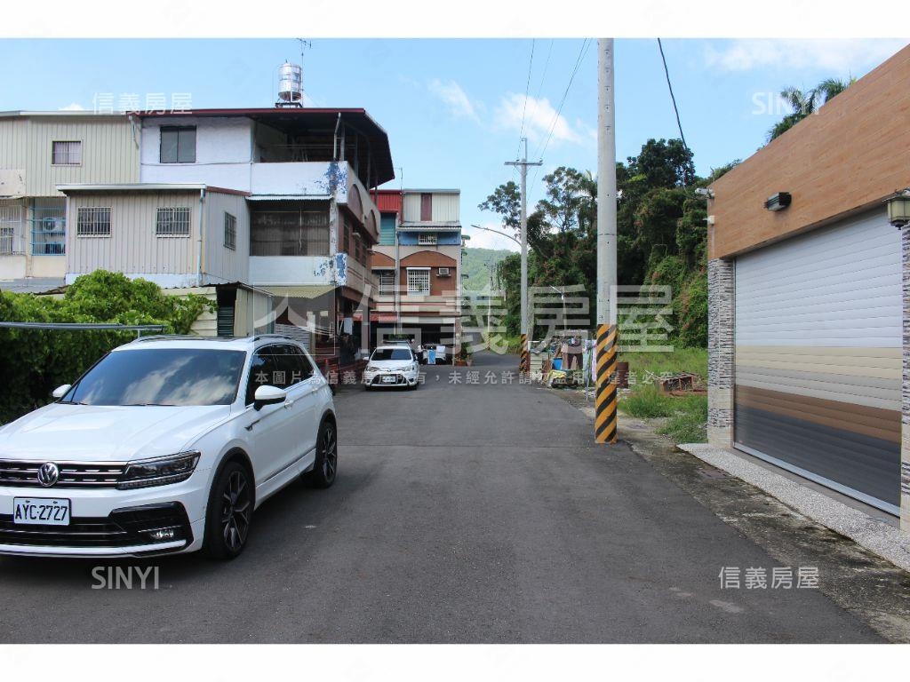 甲仙９７７坪住宅區角地房屋室內格局與周邊環境