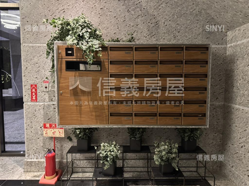 青埔宜誠國璞３房景觀宅房屋室內格局與周邊環境