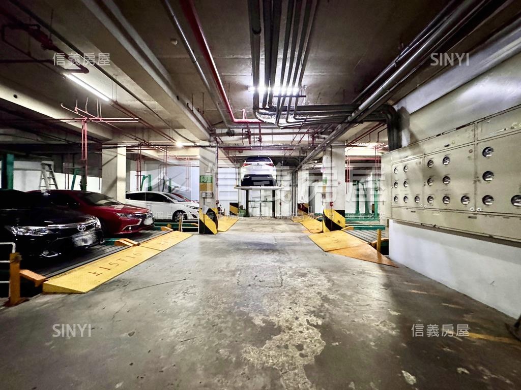 運動家體育場溫馨四房車位房屋室內格局與周邊環境