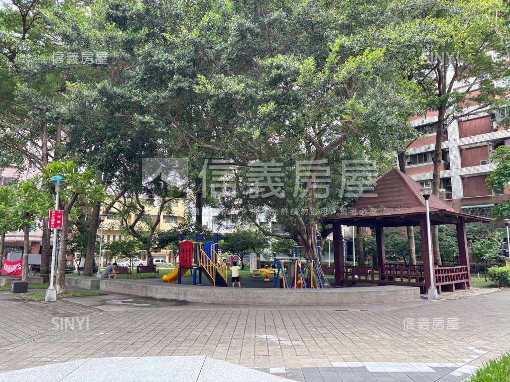 全聯公園低總價華廈附車位房屋室內格局與周邊環境