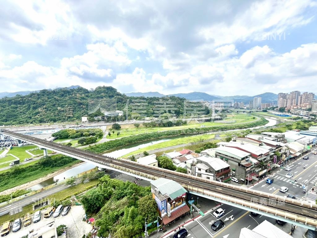 稙村秀高樓河景四房房屋室內格局與周邊環境