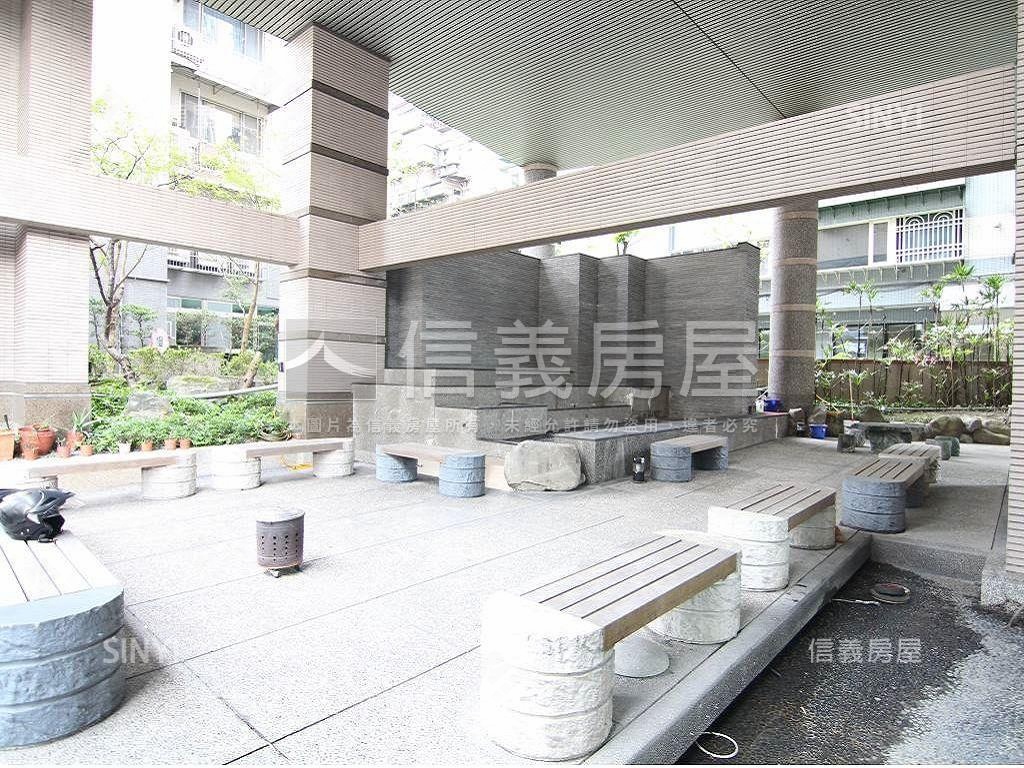 稙村秀高樓河景四房房屋室內格局與周邊環境