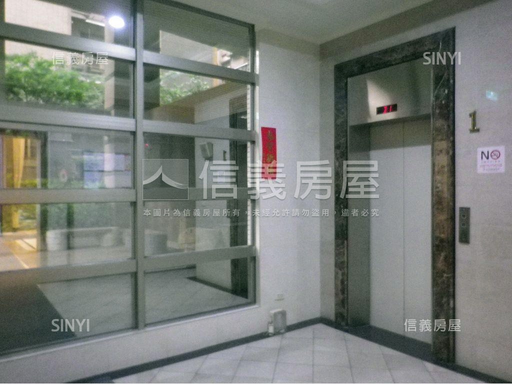 稙村秀高樓河景四房房屋室內格局與周邊環境