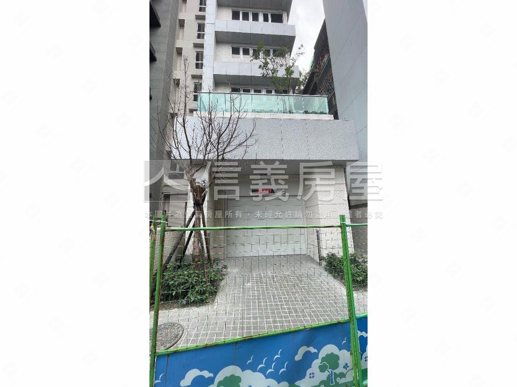 寶舖ＣＡＲＥ１３Ｄ房屋室內格局與周邊環境