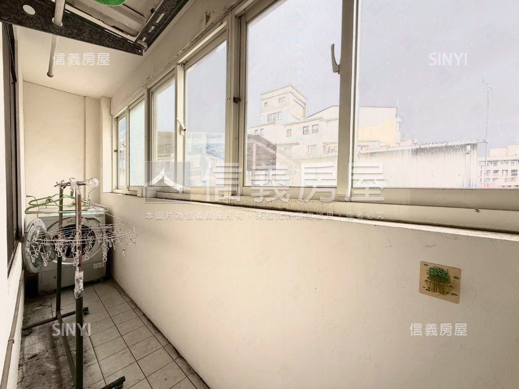 近中醫商圈庭院透天房屋室內格局與周邊環境