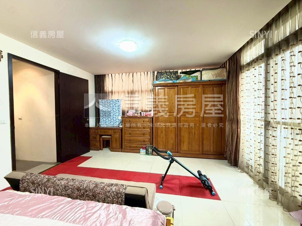 近中醫商圈庭院透天房屋室內格局與周邊環境