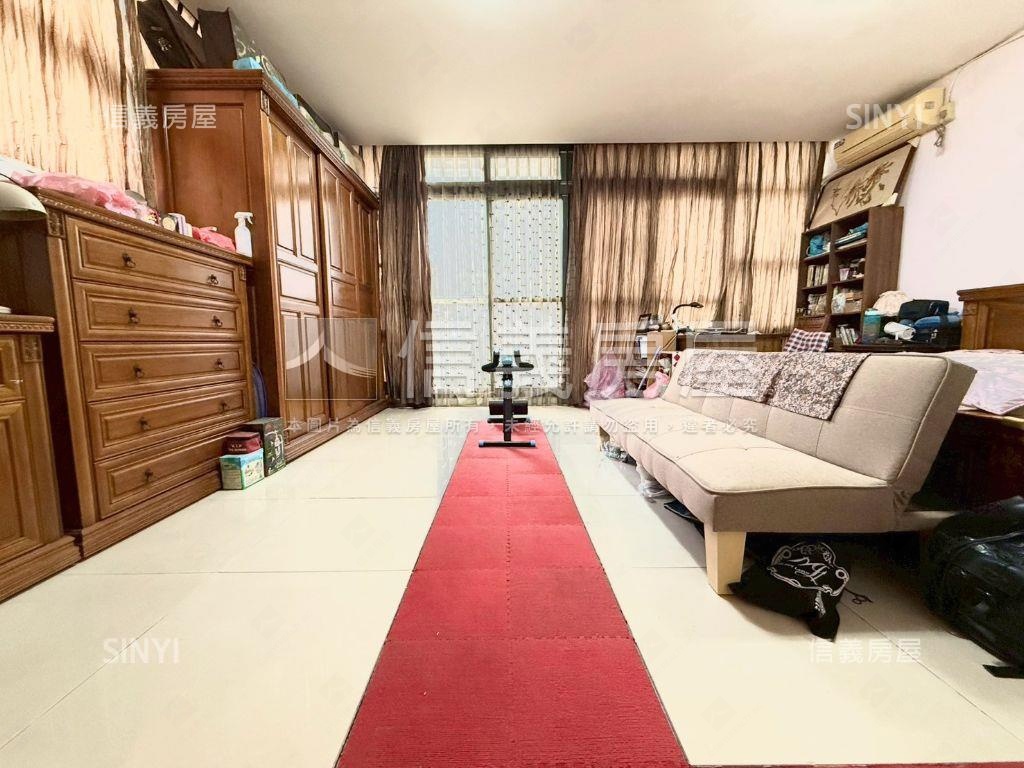 近中醫商圈庭院透天房屋室內格局與周邊環境