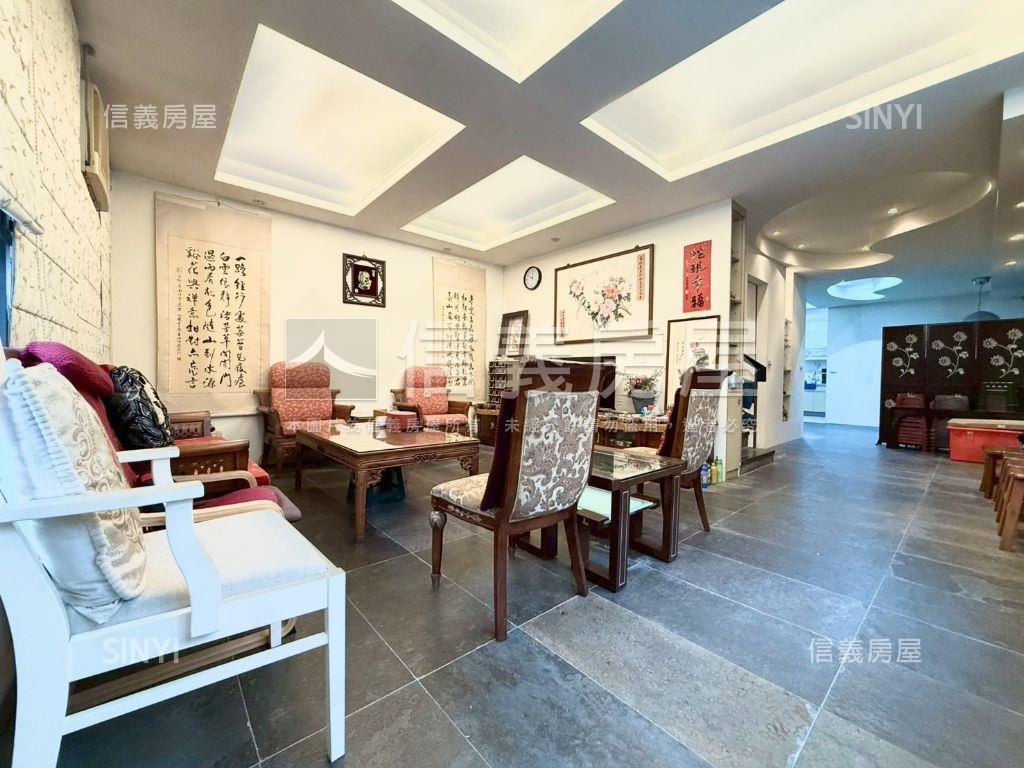 近中醫商圈庭院透天房屋室內格局與周邊環境