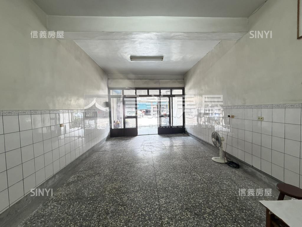 吃市方便停車大地坪店面房屋室內格局與周邊環境