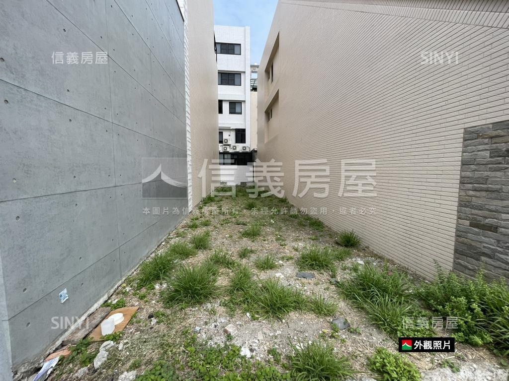 億載國小小資朝南土地房屋室內格局與周邊環境