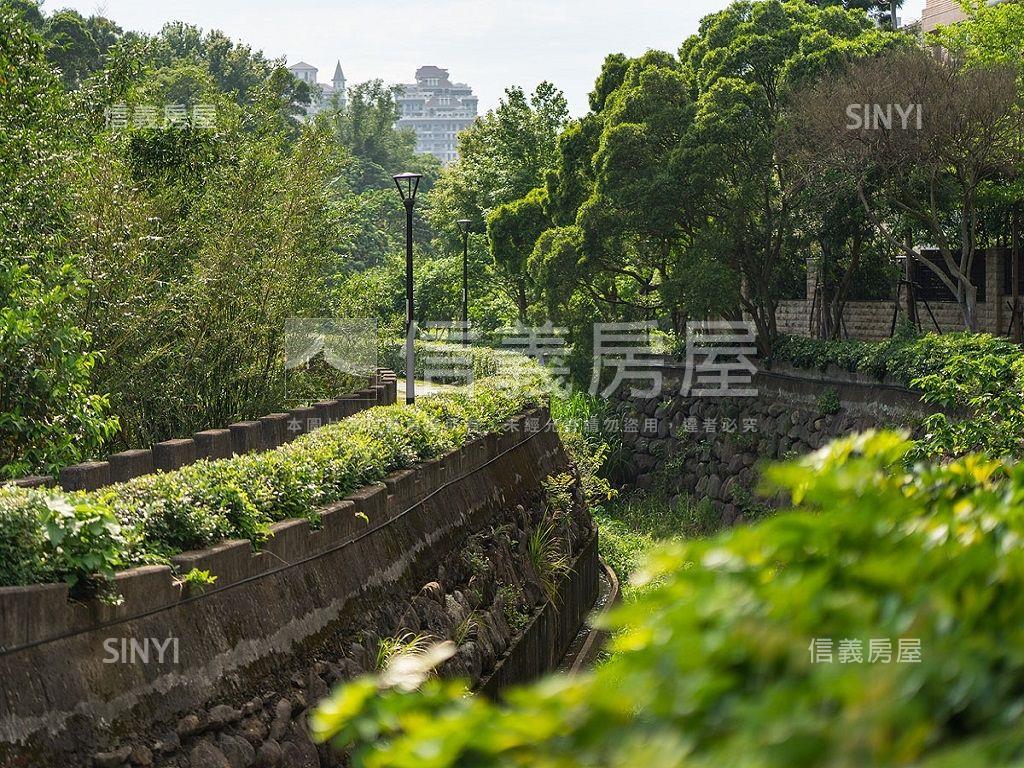 耘萃典雅２房房屋室內格局與周邊環境