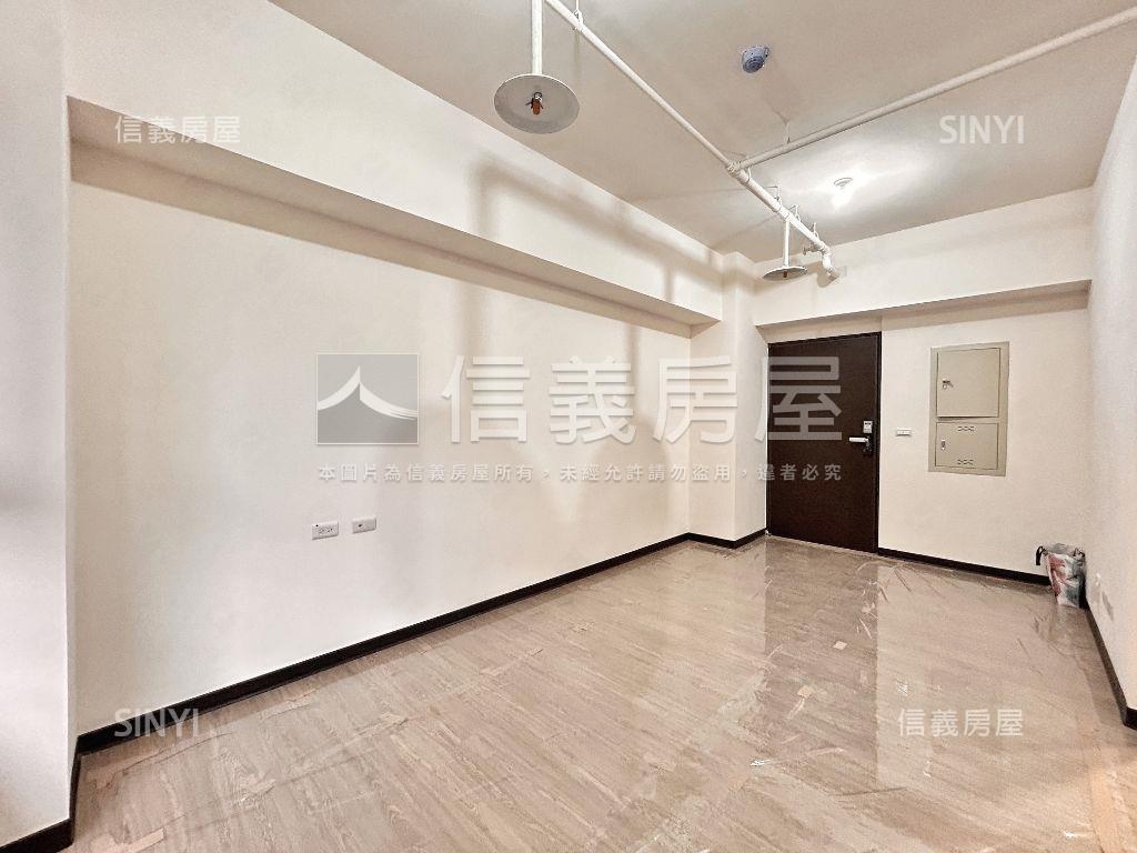 忠孝苑全新落成兩房車位房屋室內格局與周邊環境