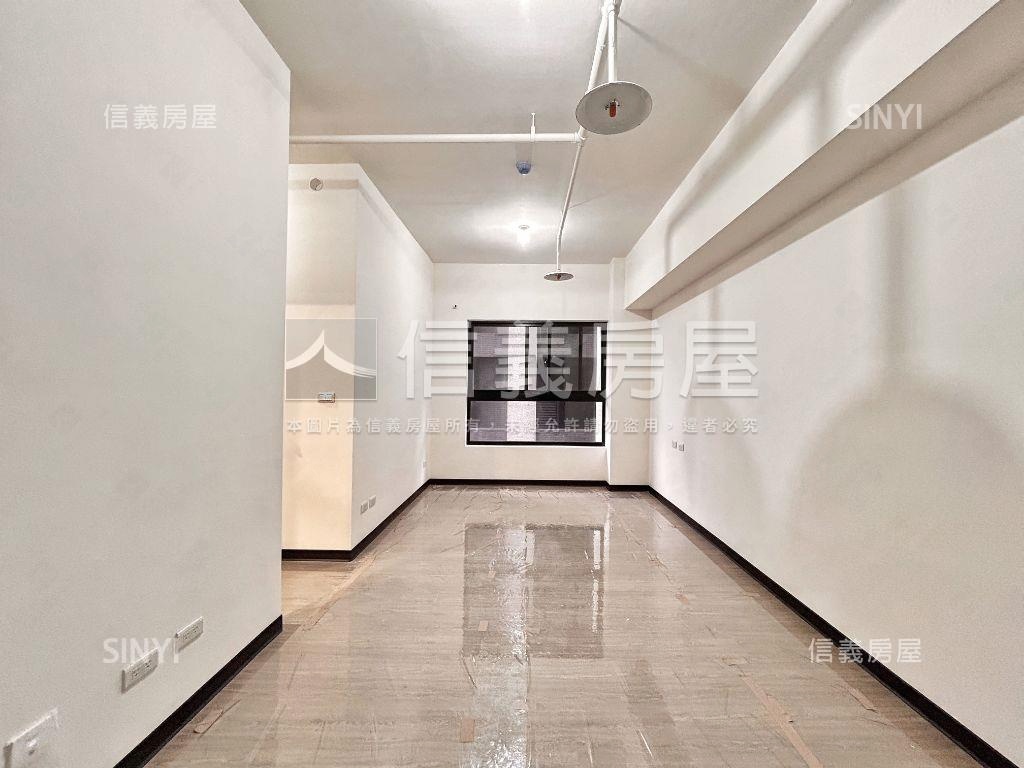 忠孝苑全新落成兩房車位房屋室內格局與周邊環境