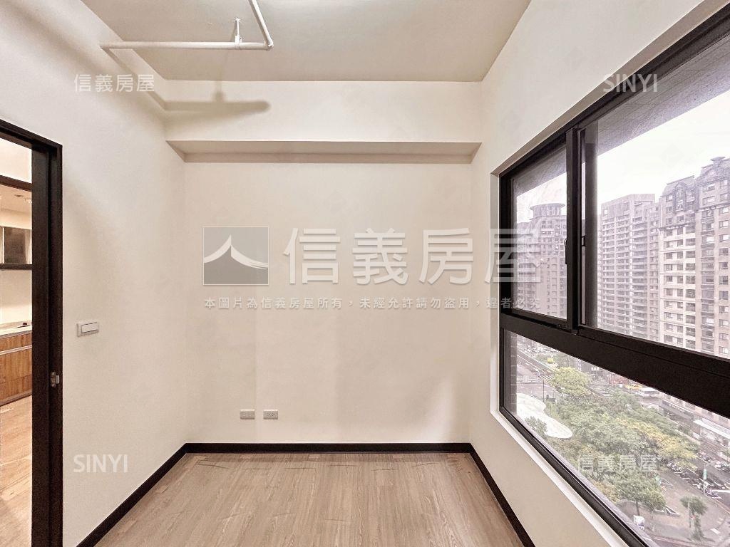 忠孝苑全新落成兩房車位房屋室內格局與周邊環境